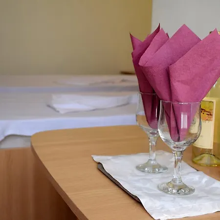 Il Castello Πανσιόν 3*