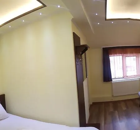 Il Castello Πανσιόν