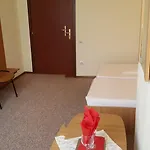 Il Castello Гостевой дом Констанца